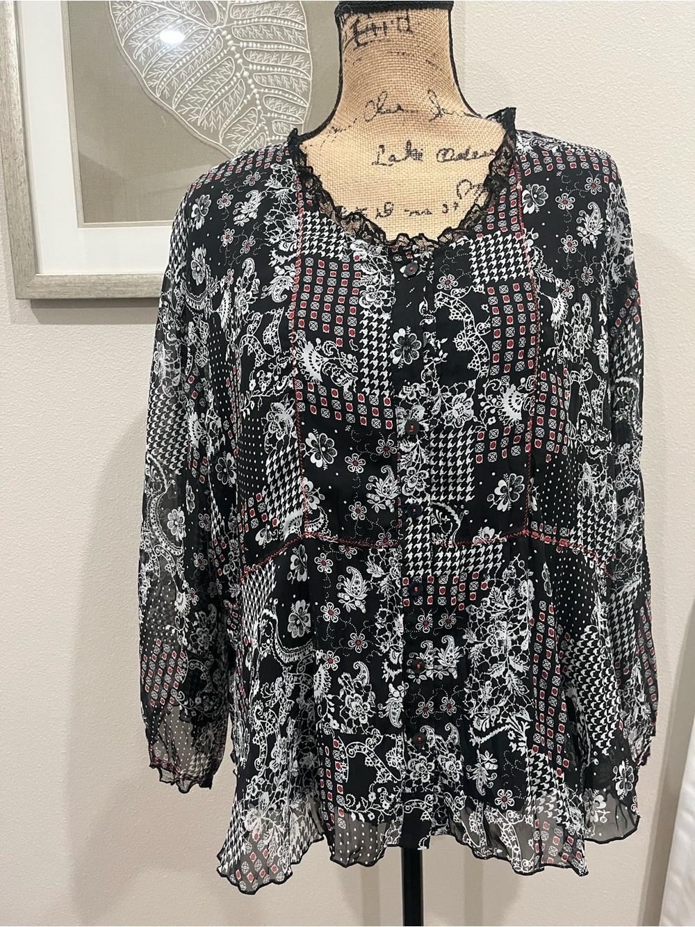 Coldwater Creek black, white, chiffon shell blouse, lined, button front, Sz PL